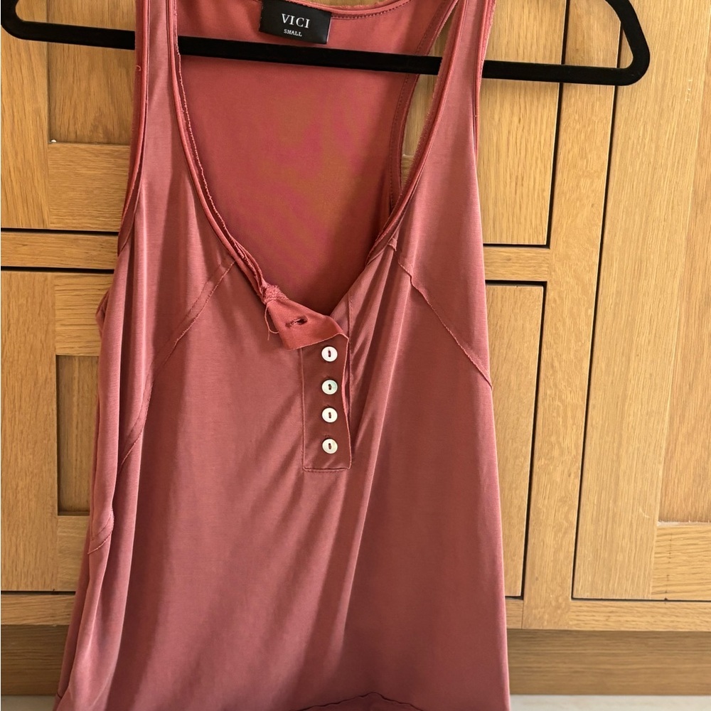 VICI Women's Pink Sleeveless Top